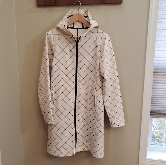 lululemon athletica Jackets & Blazers - Rare Lululemon Apres Jacket Size 8 EUC Diamond Dots